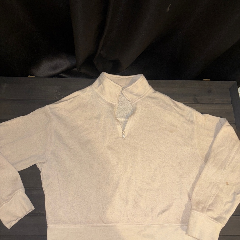 Double Zero Cream Zip-Up Sweater